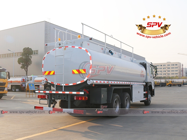 SPV-Vehicle - 22,000 Litres Fuel Tank Truck Sinotruk -Right Back Side View SPV-Vehicle - 22,000 Litres Fuel Tank Truck Sinotruk -Right Back Side View